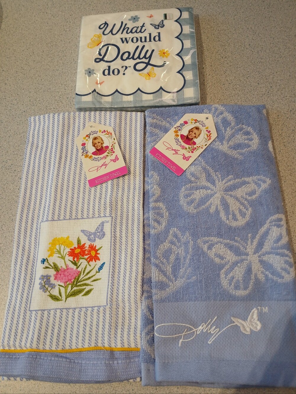 Lot of DG Dolly Parton Kitchen Towels & What Would Dolly Do? Napkins NEW